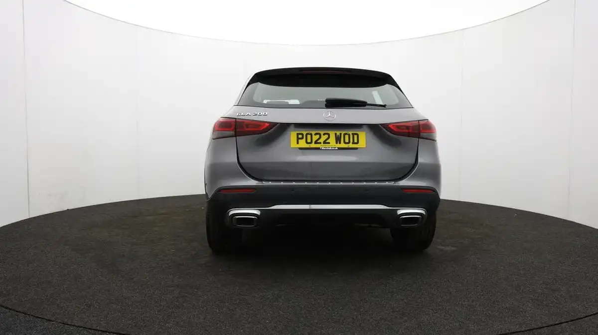 2022-mercedes-benz-gla-class-13-gla-200-sport-executive-big-56