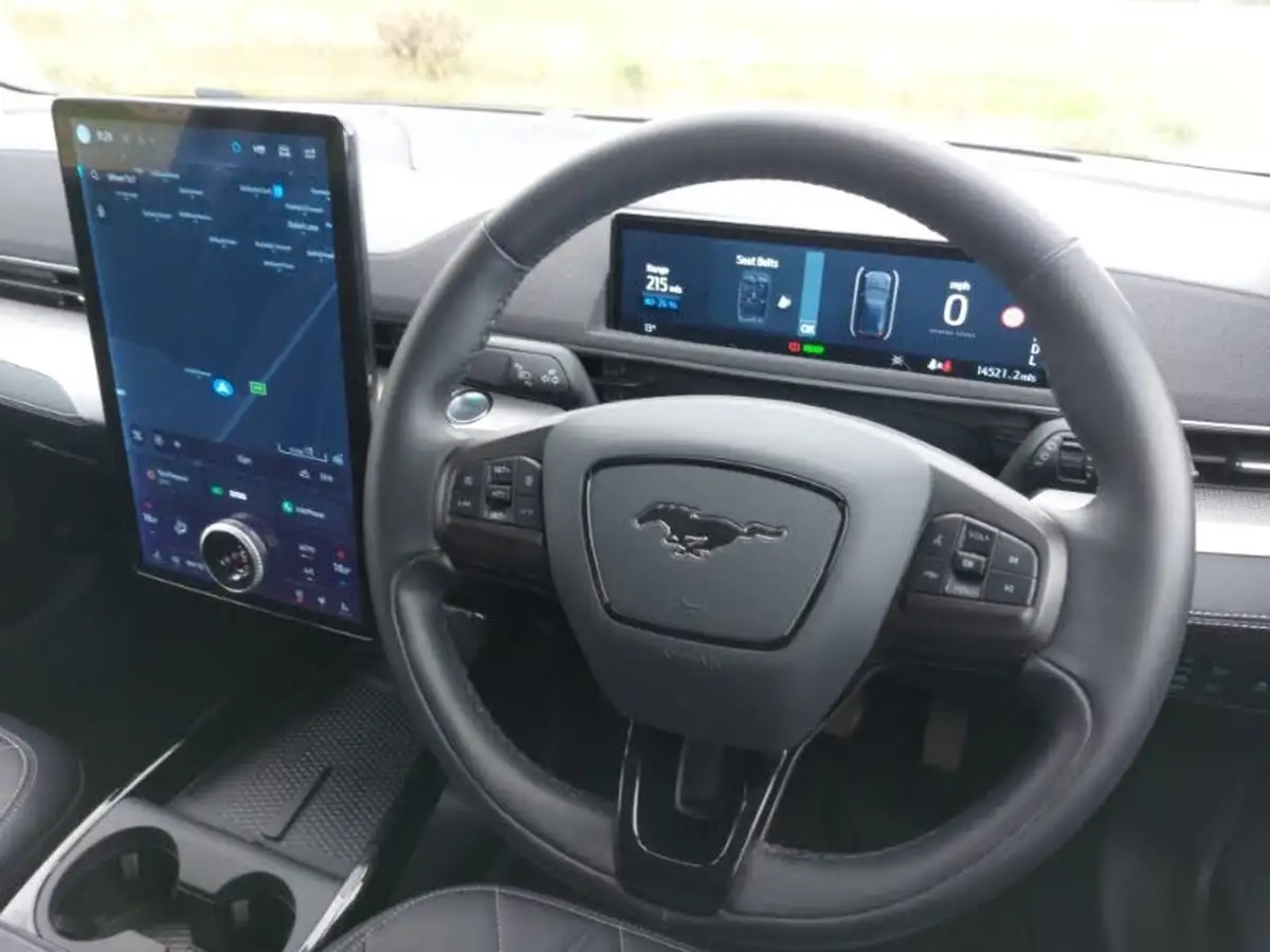 2022-ford-mustang-mach-e-e-extended-range-294ps-big-6