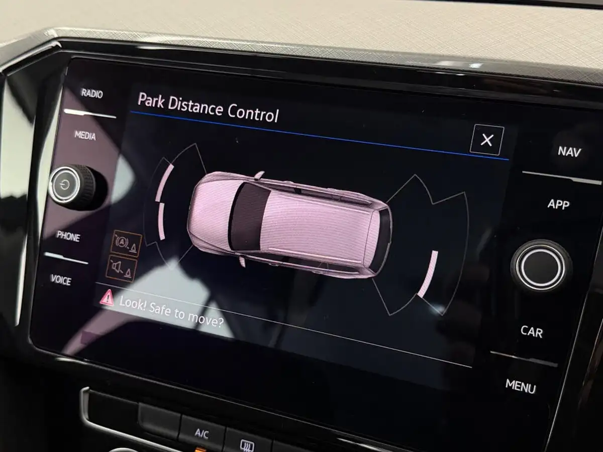 2023-volkswagen-passat-15-tsi-se-nav-big-26