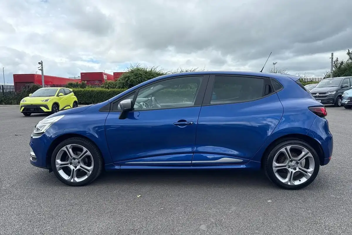 2019-renault-clio-09-tce-gt-line-big-29