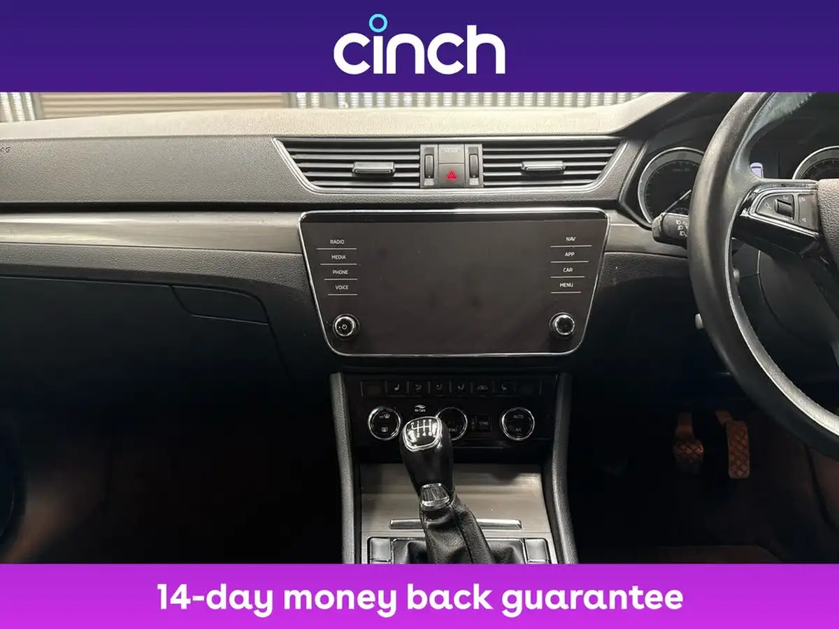 2019-skoda-superb-20tdi-se-l-150ps-estate-big-16