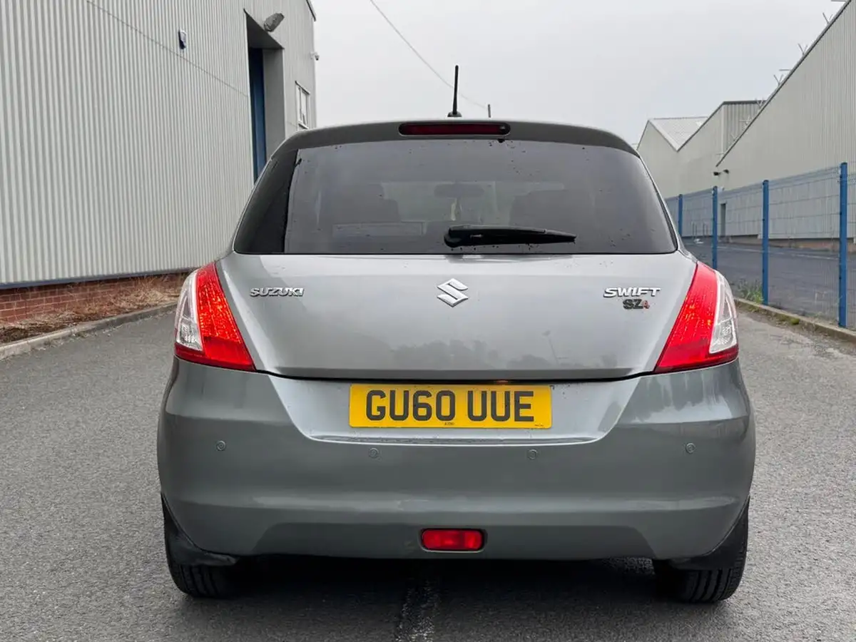 2010-suzuki-swift-12-sz4-5d-auto-big-10