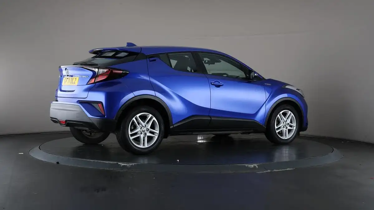 2021-toyota-c-hr-18-vvt-i-icon-big-65