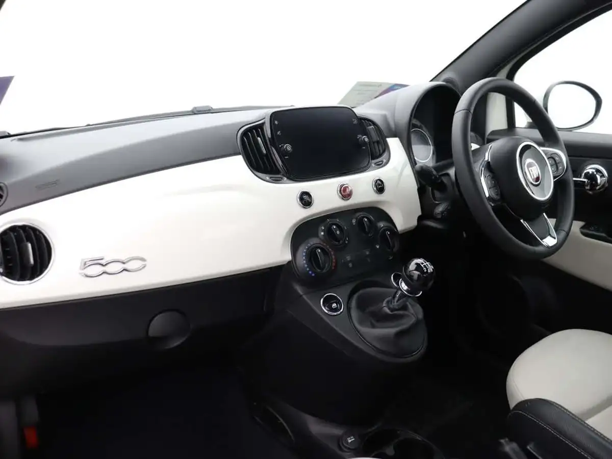 2022-fiat-500-10-dolcevita-big-10