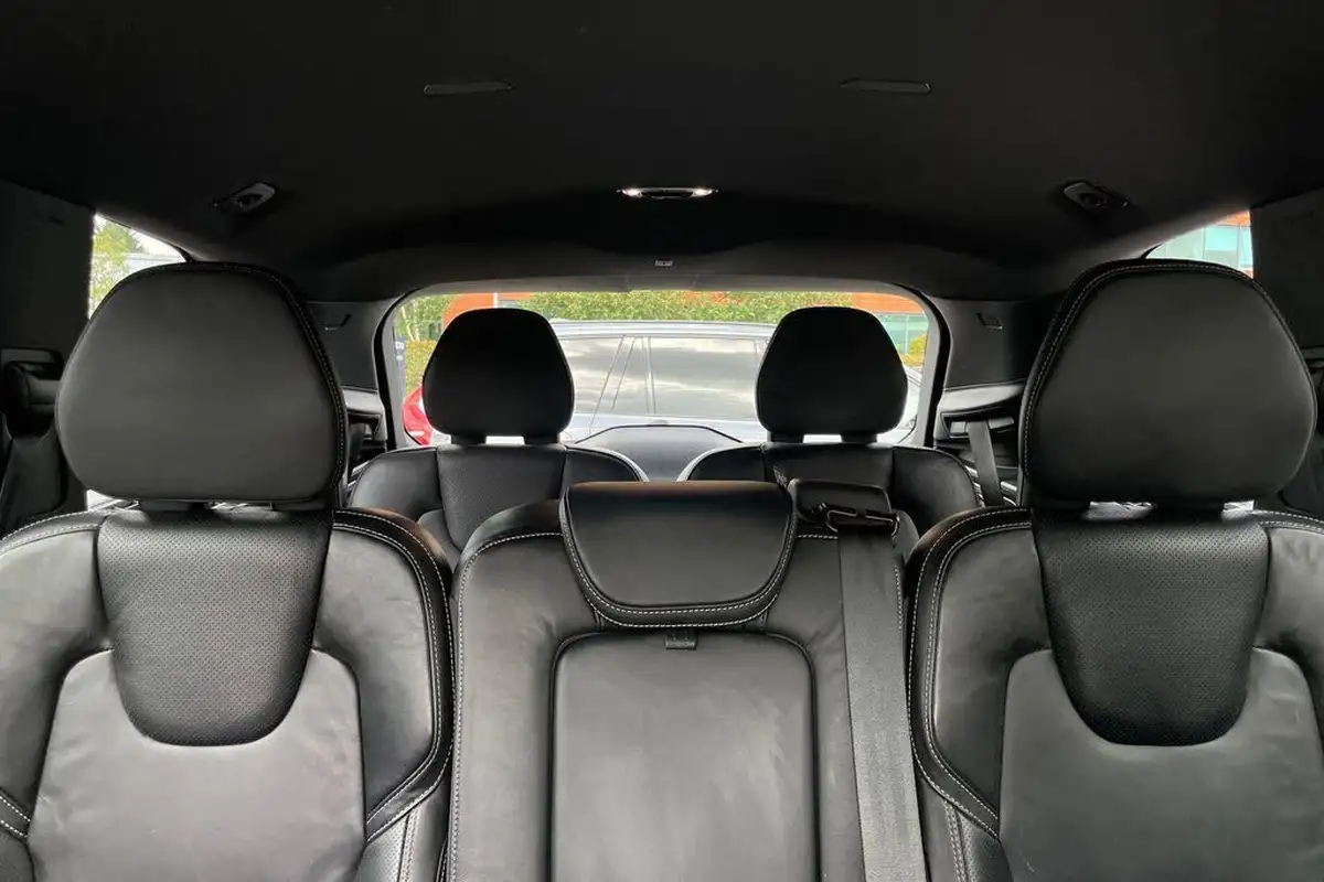 2022-volvo-xc90-20-t8-r-design-455bhp-big-5
