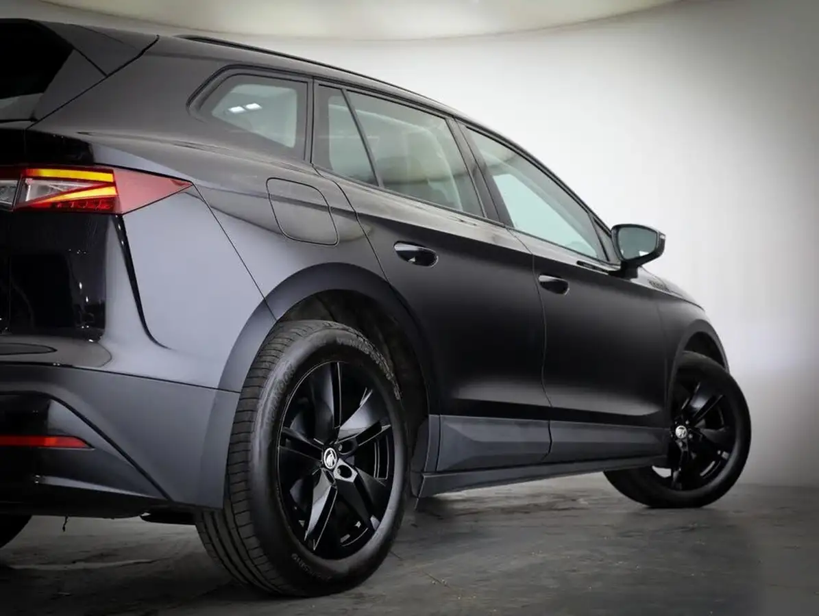 2024-skoda-enyaq-e-60-big-8