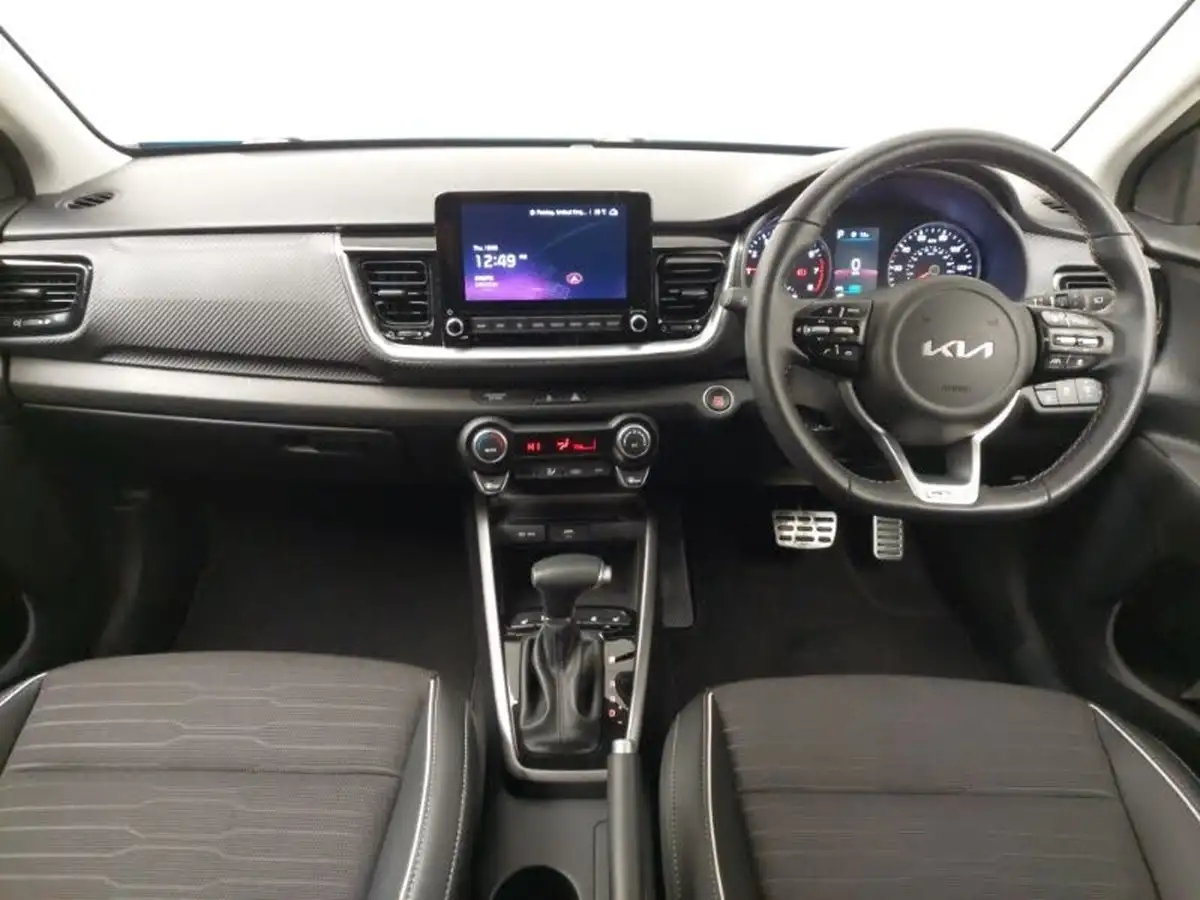 2024-kia-stonic-10-t-gdi-gt-line-s-98bhp-dct-big-2