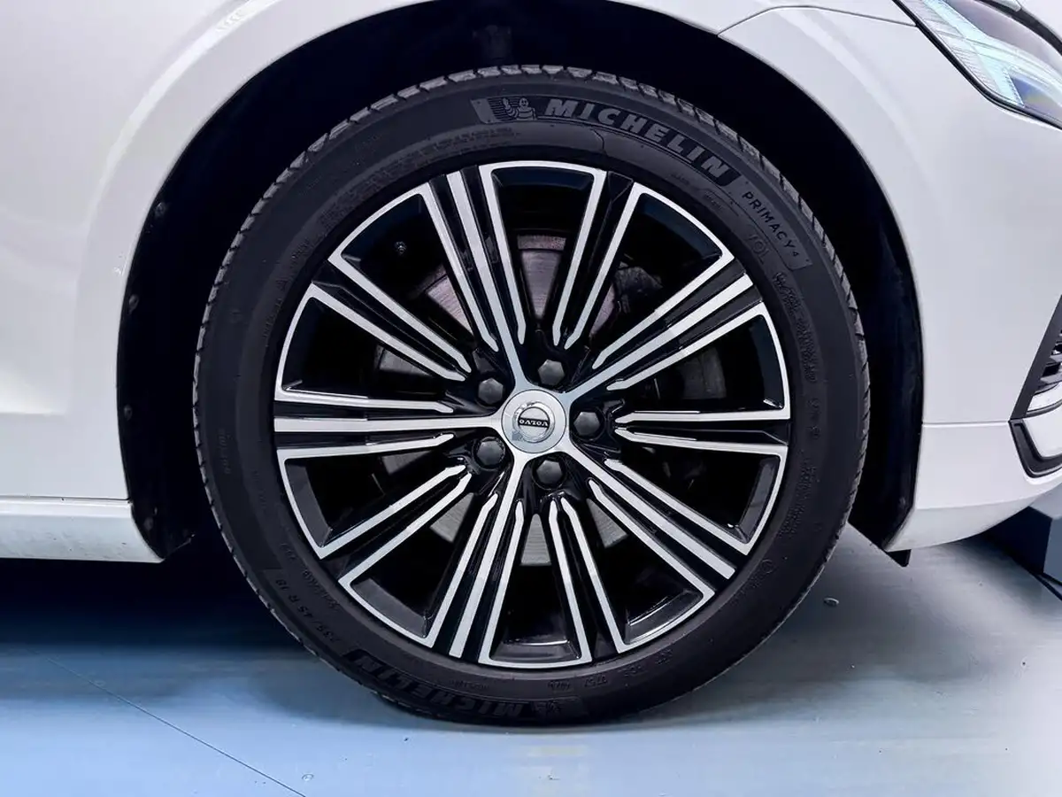 2021-volvo-v60-20-t6-inscription-350bhp-plug-in-hybrid-big-55