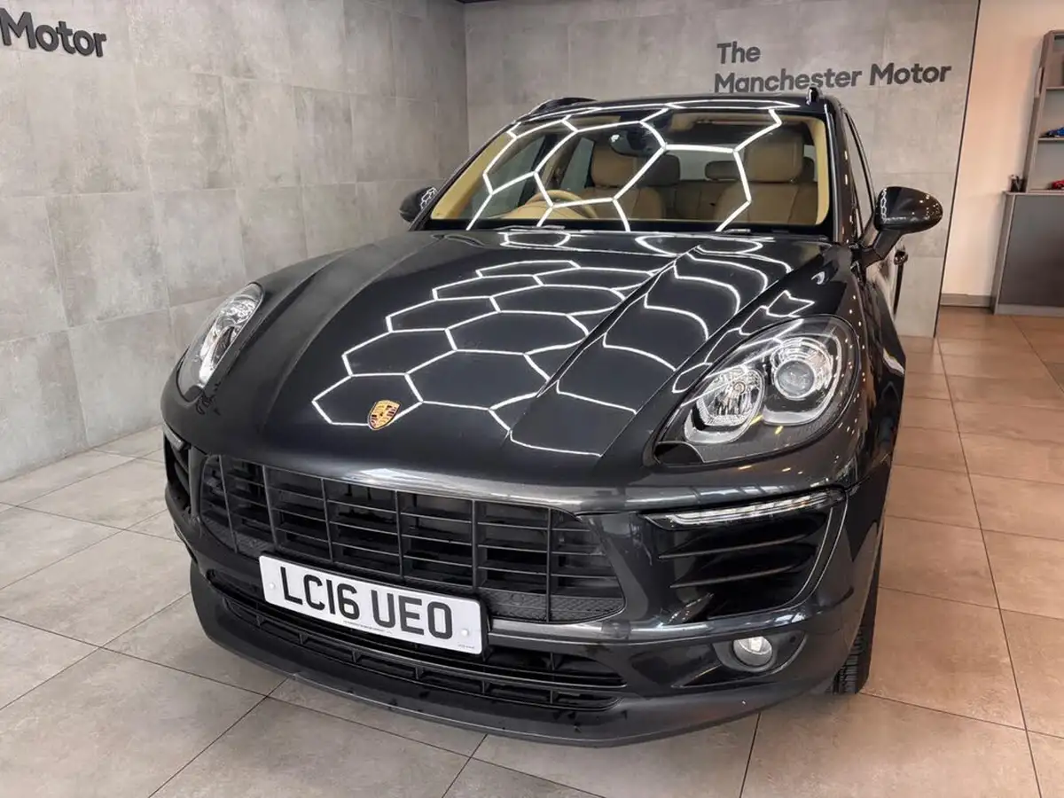 2016-porsche-macan-20-big-5