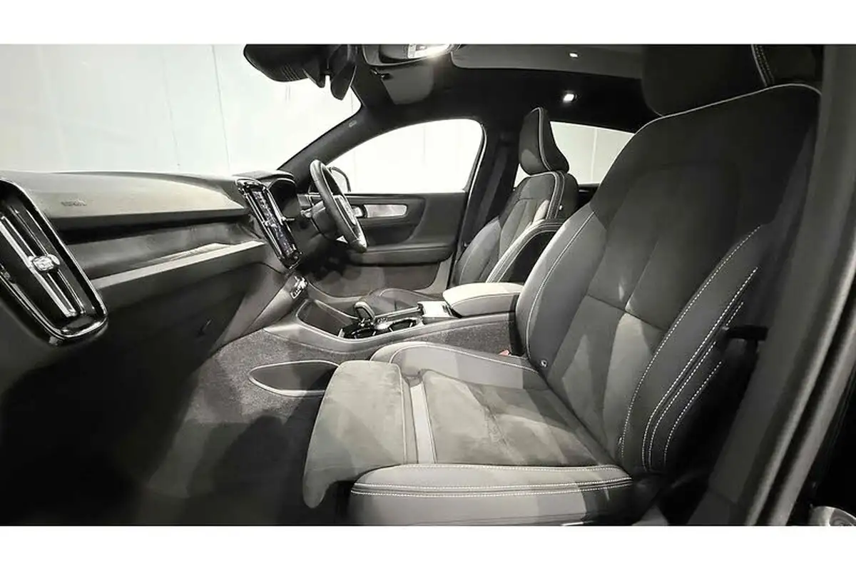 2022-volvo-c40-e-twin-recharge-pro-big-45