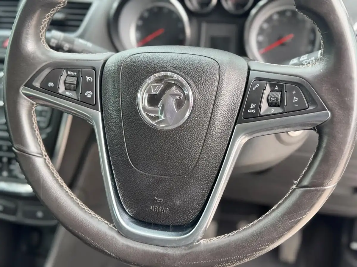 2014-vauxhall-mokka-16-exclusiv-big-7