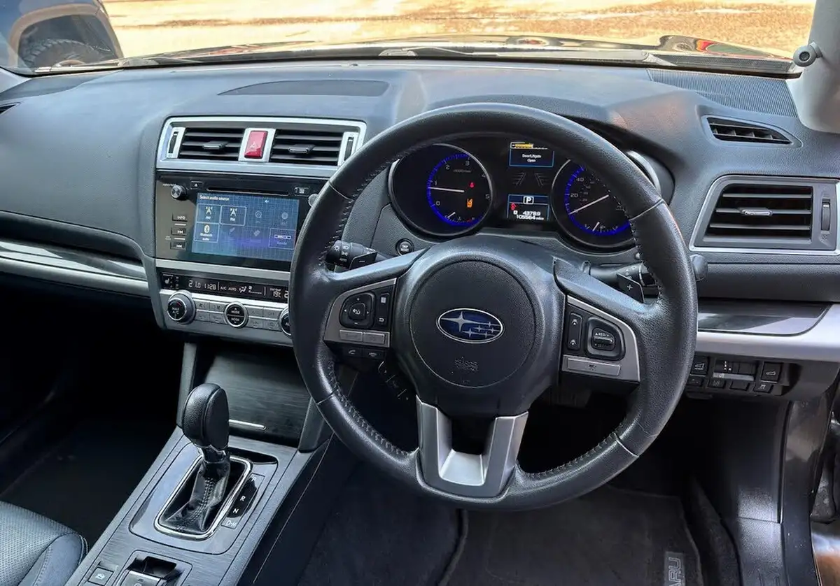 2017-subaru-outback-20td-se-premium-lineartronic-big-13