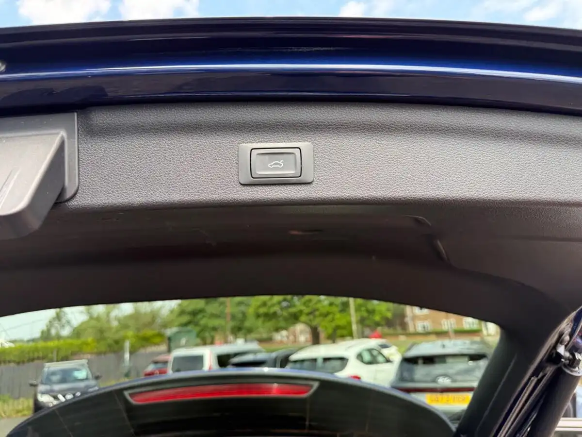 2024-audi-q3-15-35-tfsi-s-line-station-wagon-big-16