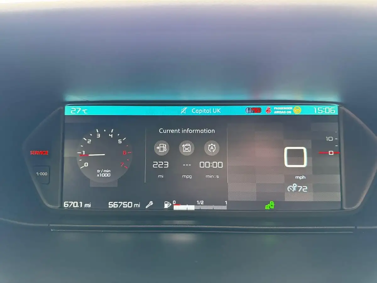2017-citroen-grand-c4-picasso-16bluehdi-flair-big-43