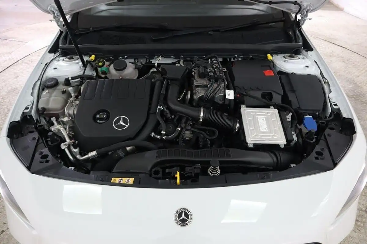 2022-mercedes-benz-a-class-13-a250e-amg-line-premium-saloon-4d-big-26