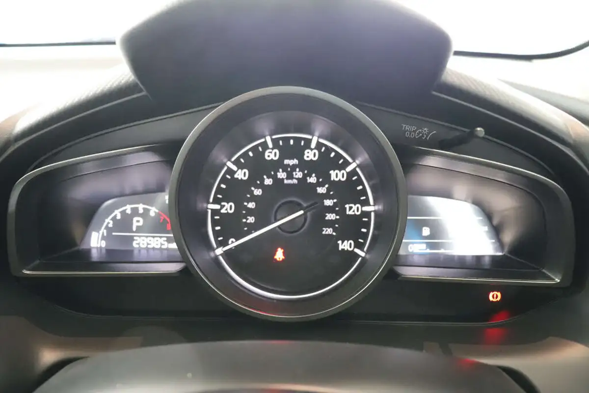 2018-mazda-mazda2-15-se-l-nav-auto-big-39