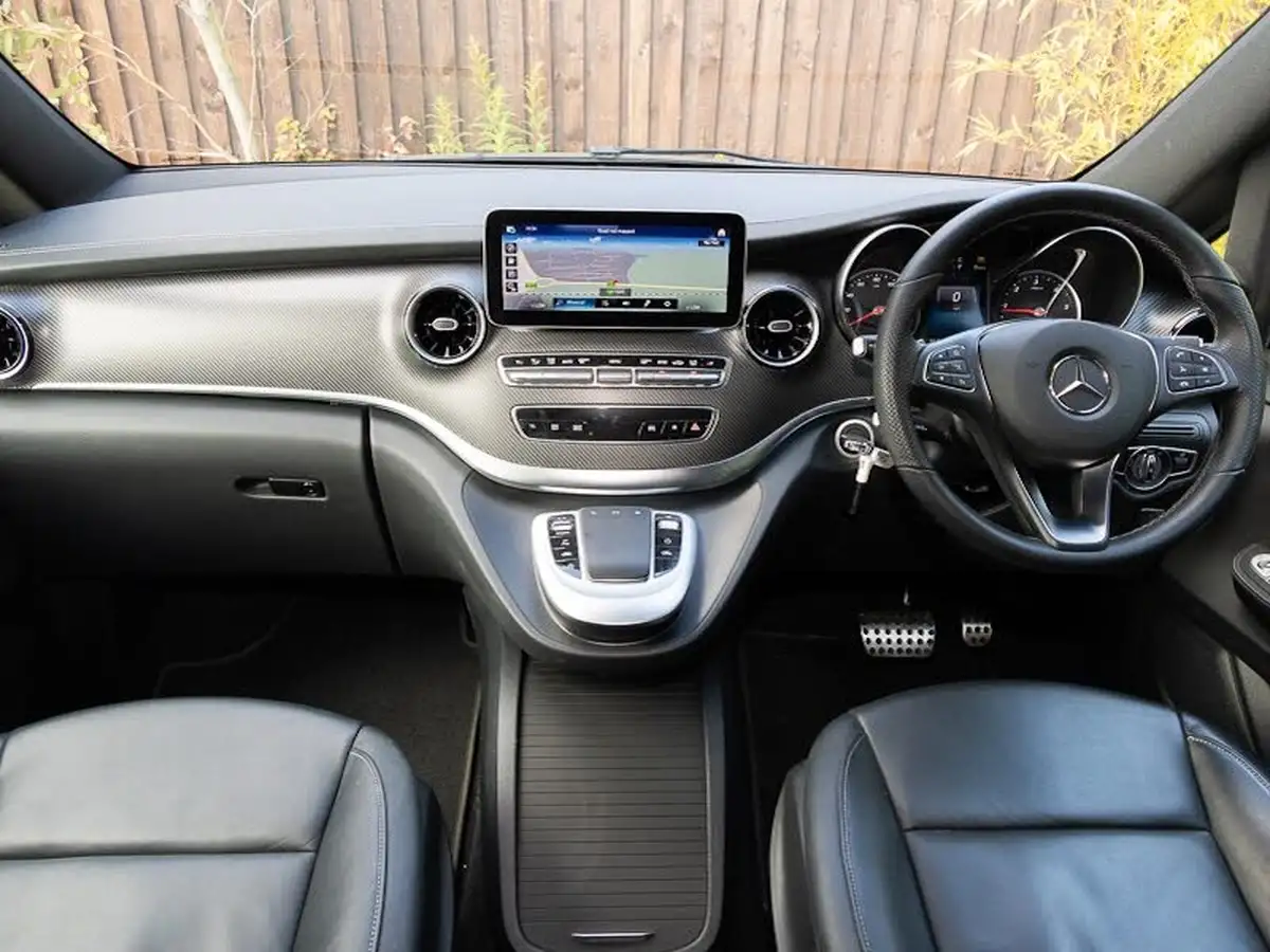 2024-mercedes-benz-v-class-20d-v220d-amg-line-extra-long-big-2