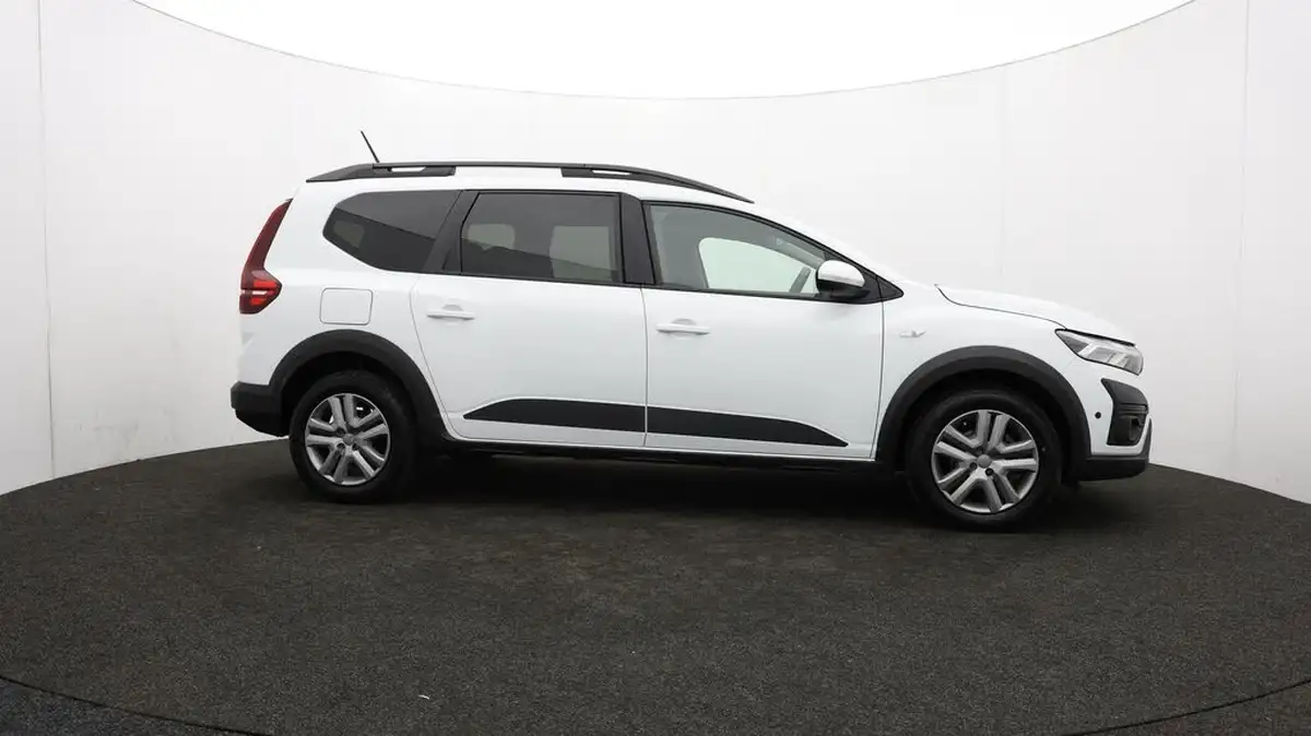 2023-dacia-jogger-10-tce-expression-big-29