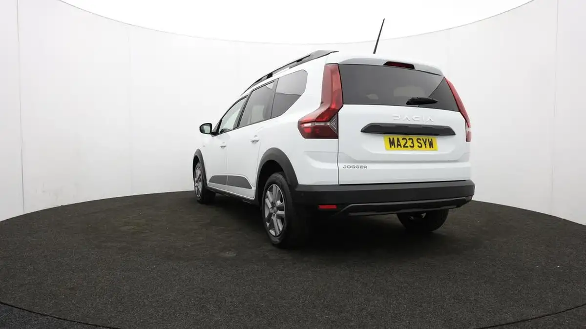 2023-dacia-jogger-10-tce-expression-big-73