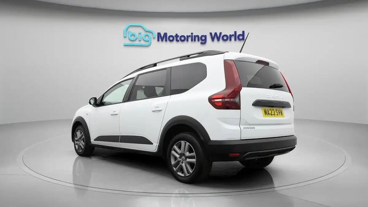 2023-dacia-jogger-10-tce-expression-big-5