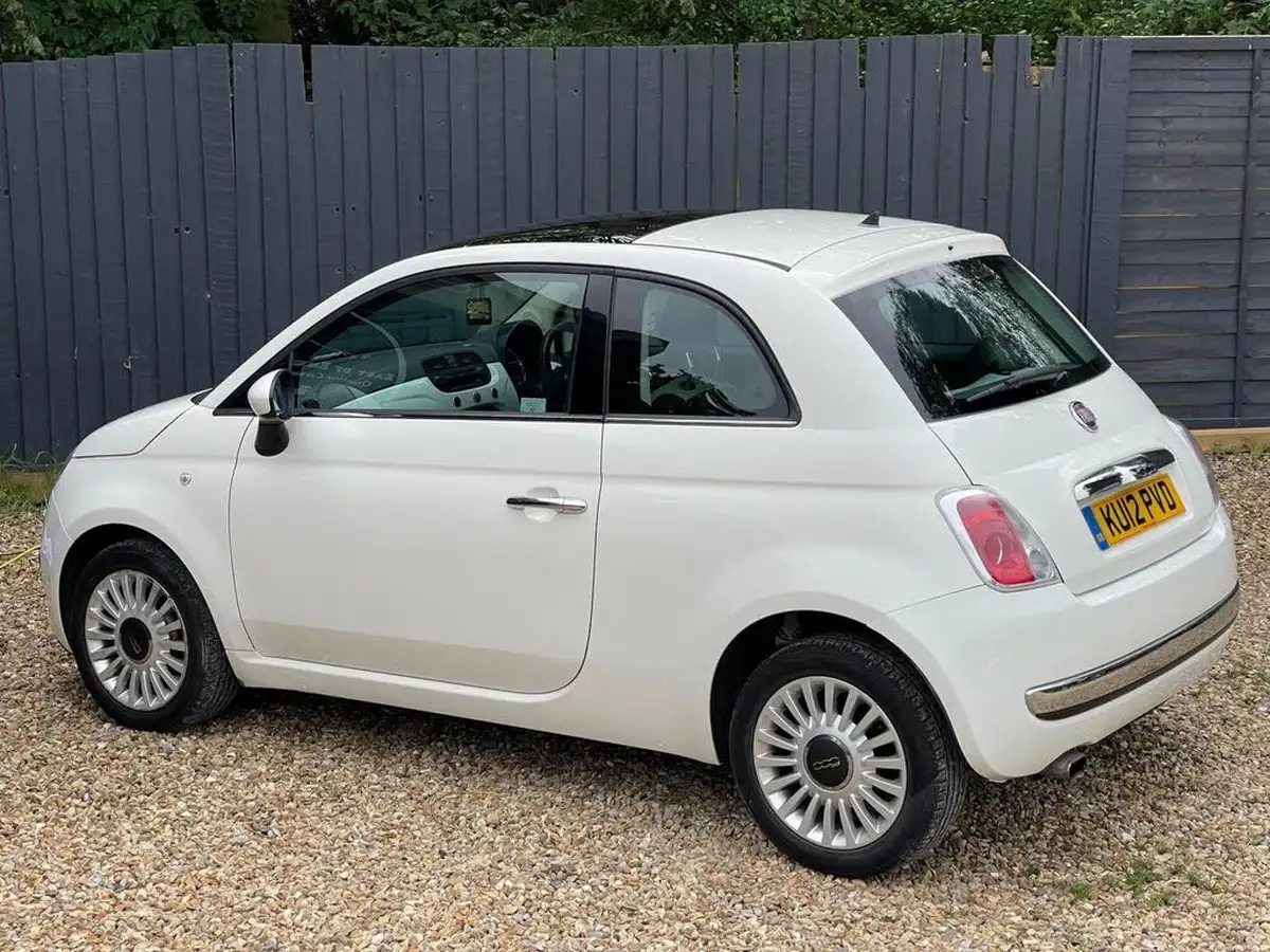 2012-fiat-500-12-lounge-ss-big-16