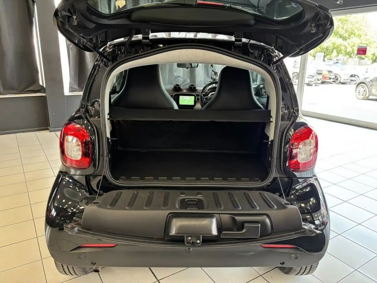 2016-smart-fortwo-09-prime-premiumss-coupe-big-52