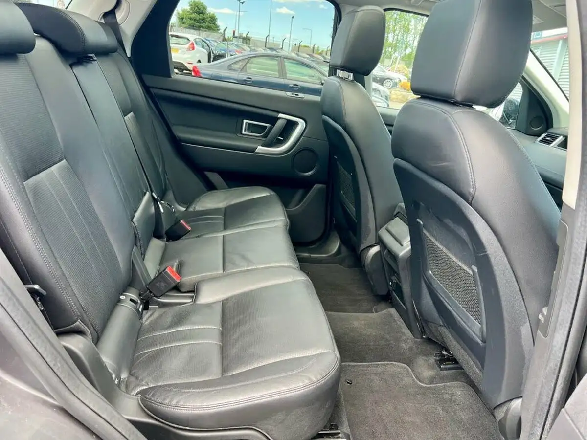 2019-land-rover-discovery-sport-20-si4-hse-big-26
