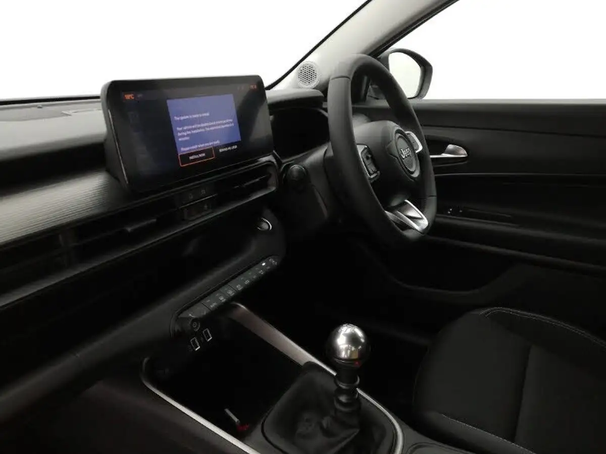 2025-jeep-avenger-12-gse-altitude-big-4