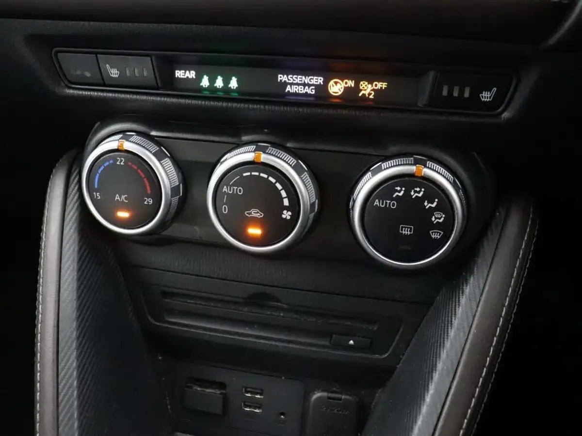 2019-mazda-mazda2-15-gt-sport-nav-115ps-big-24