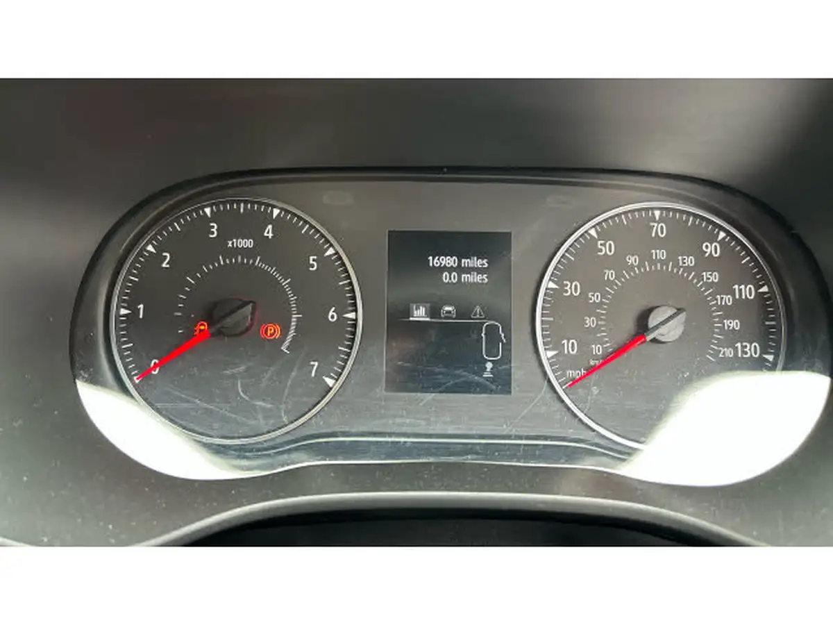 2021-dacia-sandero-10-tce-comfort-90bhp-big-17