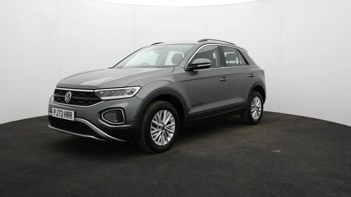 2023-volkswagen-t-roc-10-tsi-life-big-40