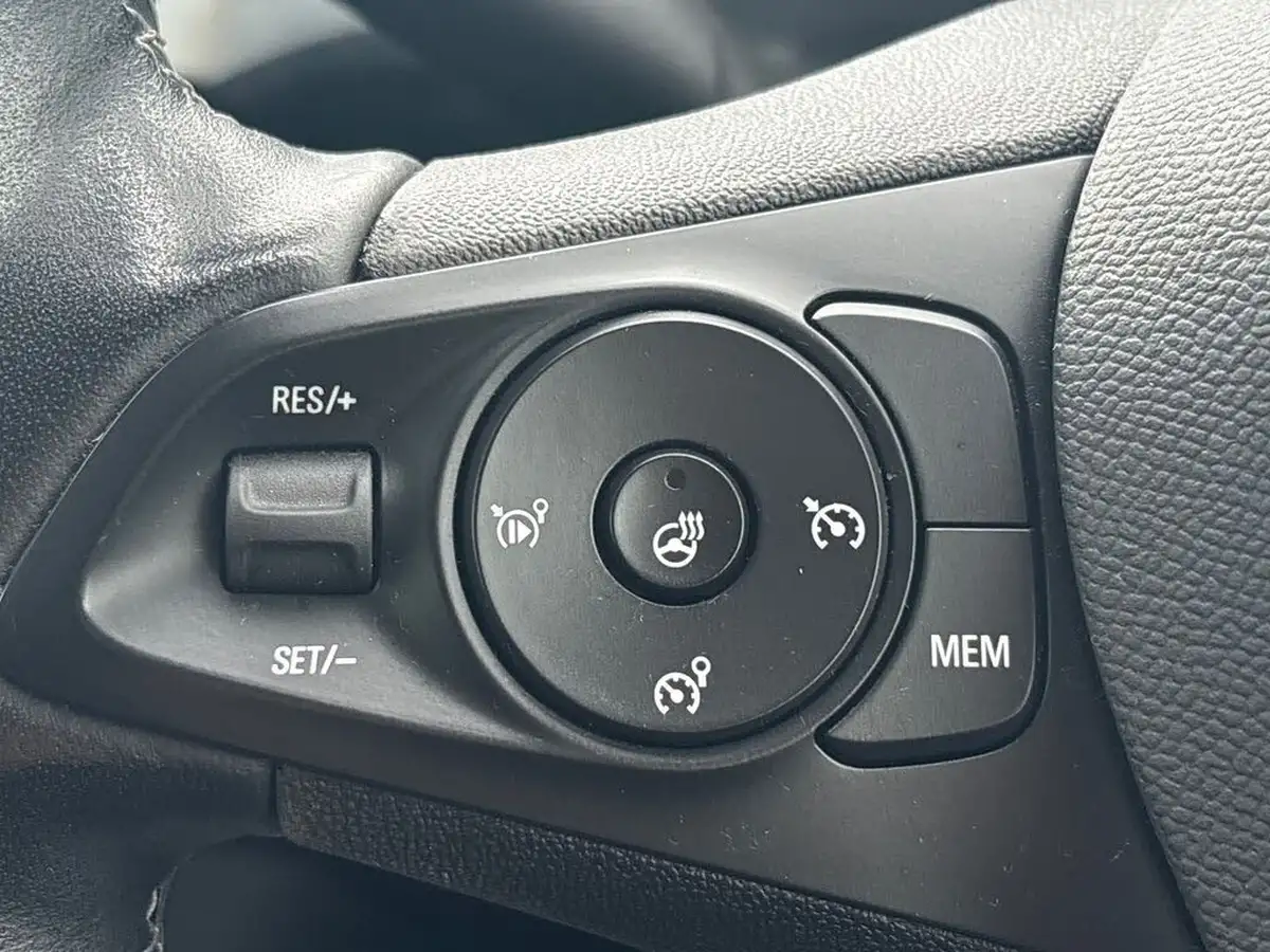 2021-vauxhall-corsa-12i-griffin-edition-big-21