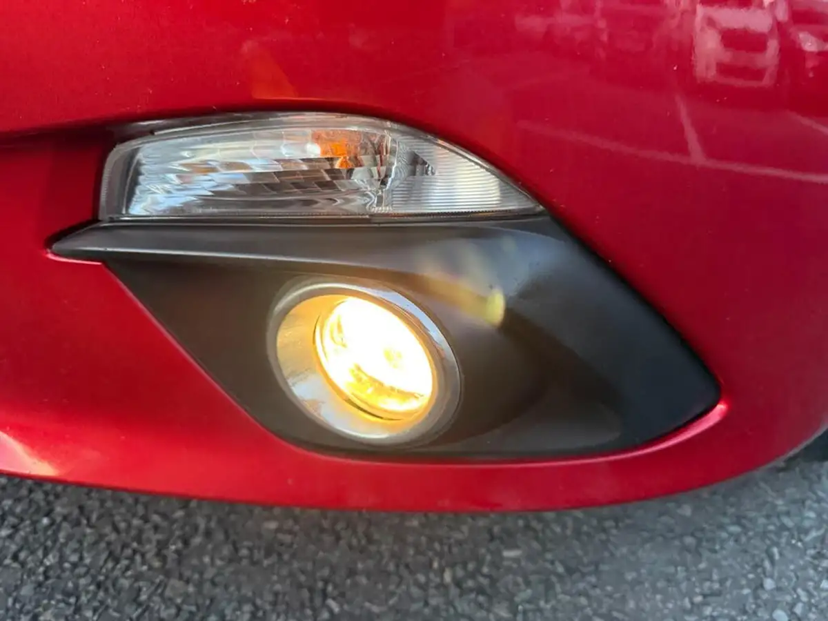 2014-mazda-mazda3-22td-sport-nav-hatchback-5d-big-46