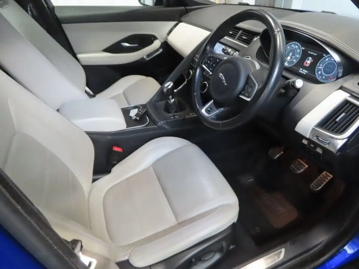 2018-jaguar-e-pace-20-i4d-r-dynamic-s-150ps-big-11