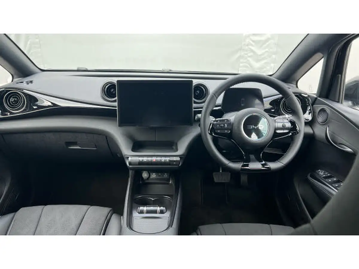 2025-byd-dolphin-e-comfort-big-9