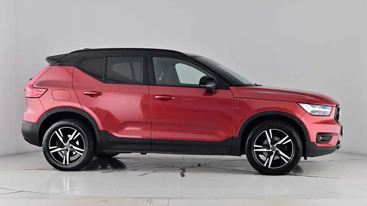 2021-volvo-xc40-15-t3-r-design-161bhp-big-79