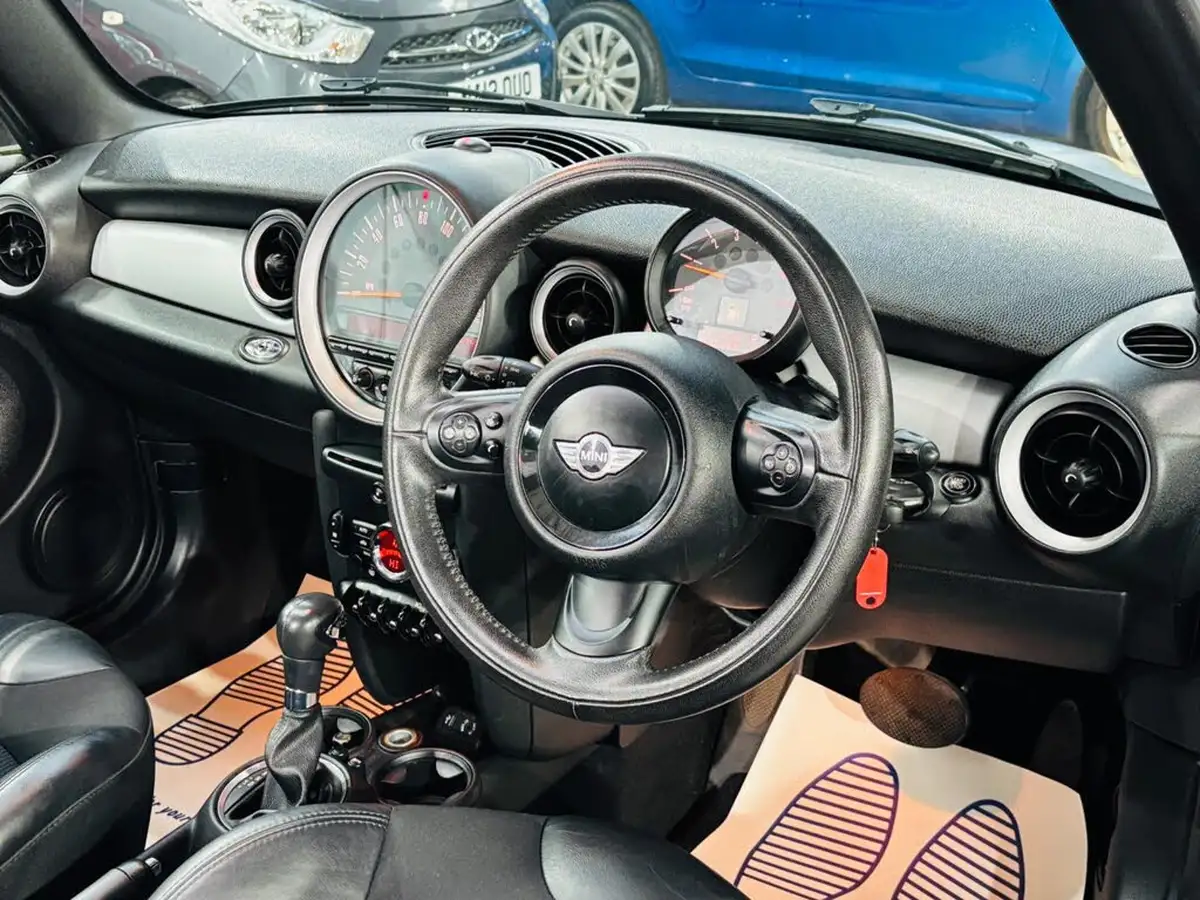 2015-mini-cooper-20td-cooper-d-112bhp-ss-auto-big-13