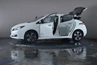 2020-nissan-leaf-e-e-tekna-small-42