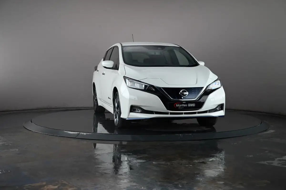 2020-nissan-leaf-e-e-tekna-big-3