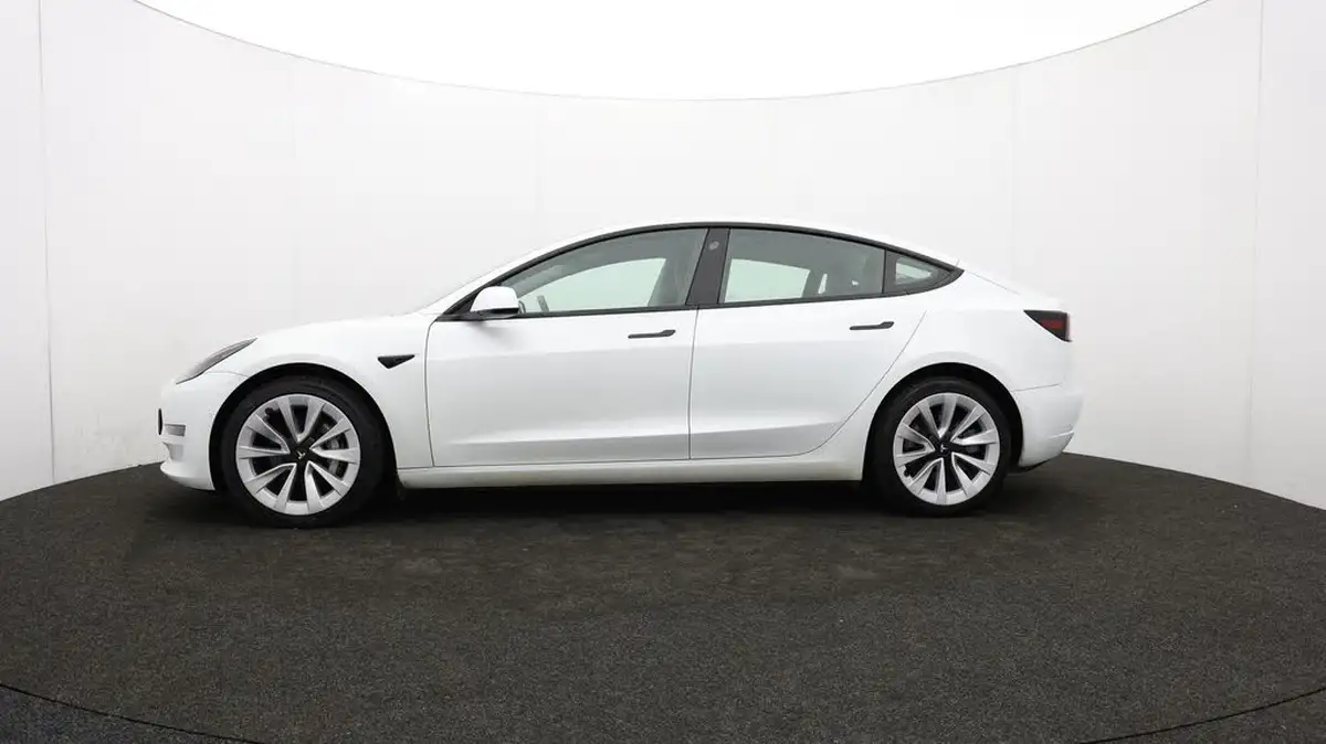 2021-tesla-model-3-e-long-range-4x4-big-71