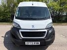 2022-peugeot-boxer-22-bluehdi-professional-435-l4-h2-small-1
