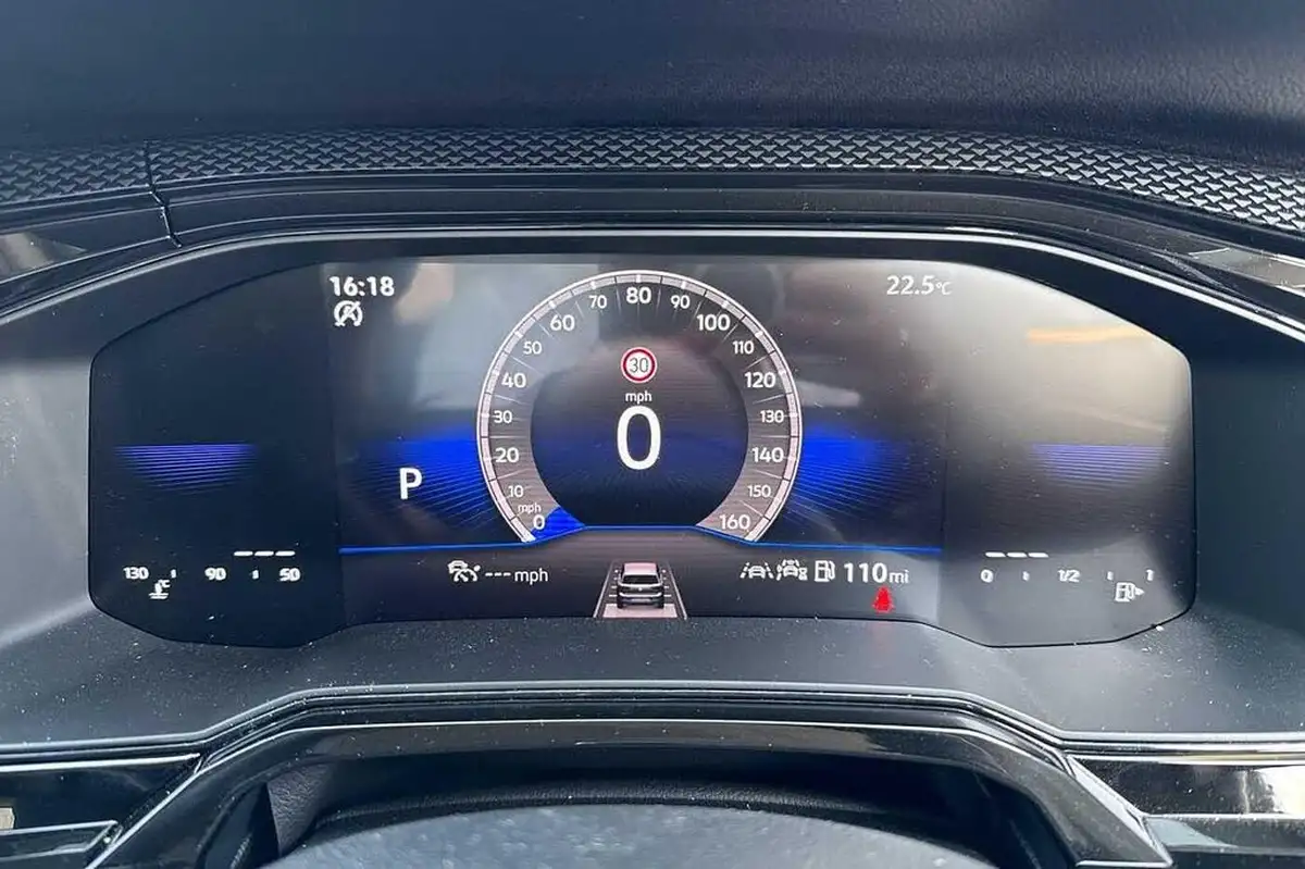 2025-volkswagen-polo-10-tsi-match-dsg-big-17