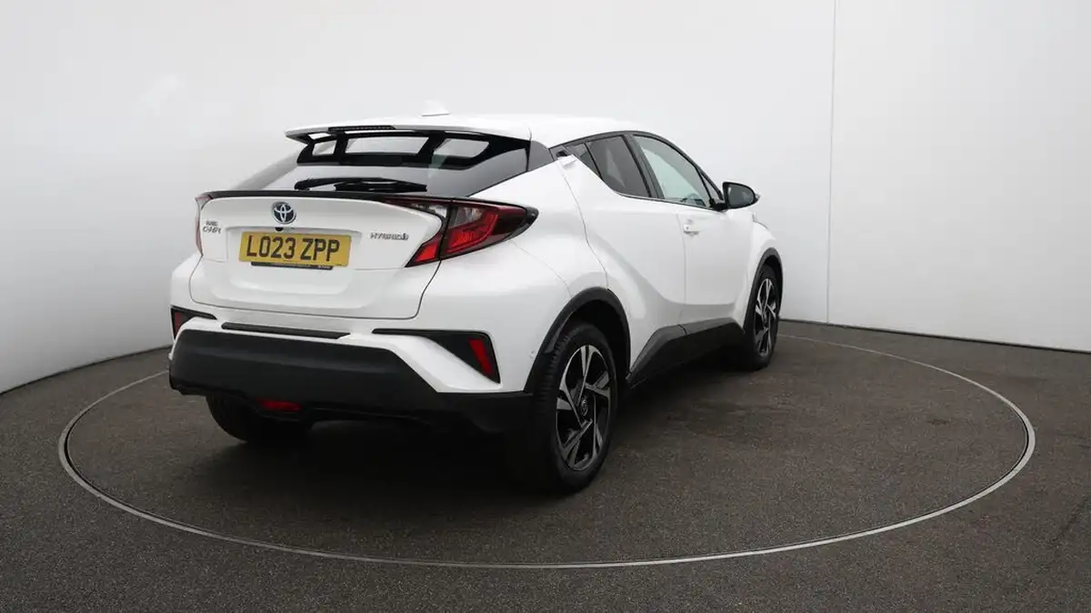 2023-toyota-c-hr-18-vvt-i-design-120bhp-big-54