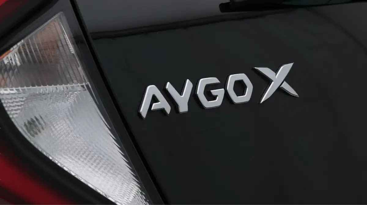 2022-toyota-aygo-x-10-vvt-i-pure-big-19