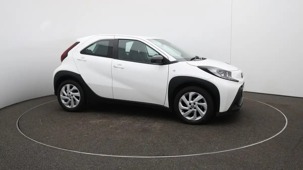 2022-toyota-aygo-x-10-vvt-i-pure-big-43