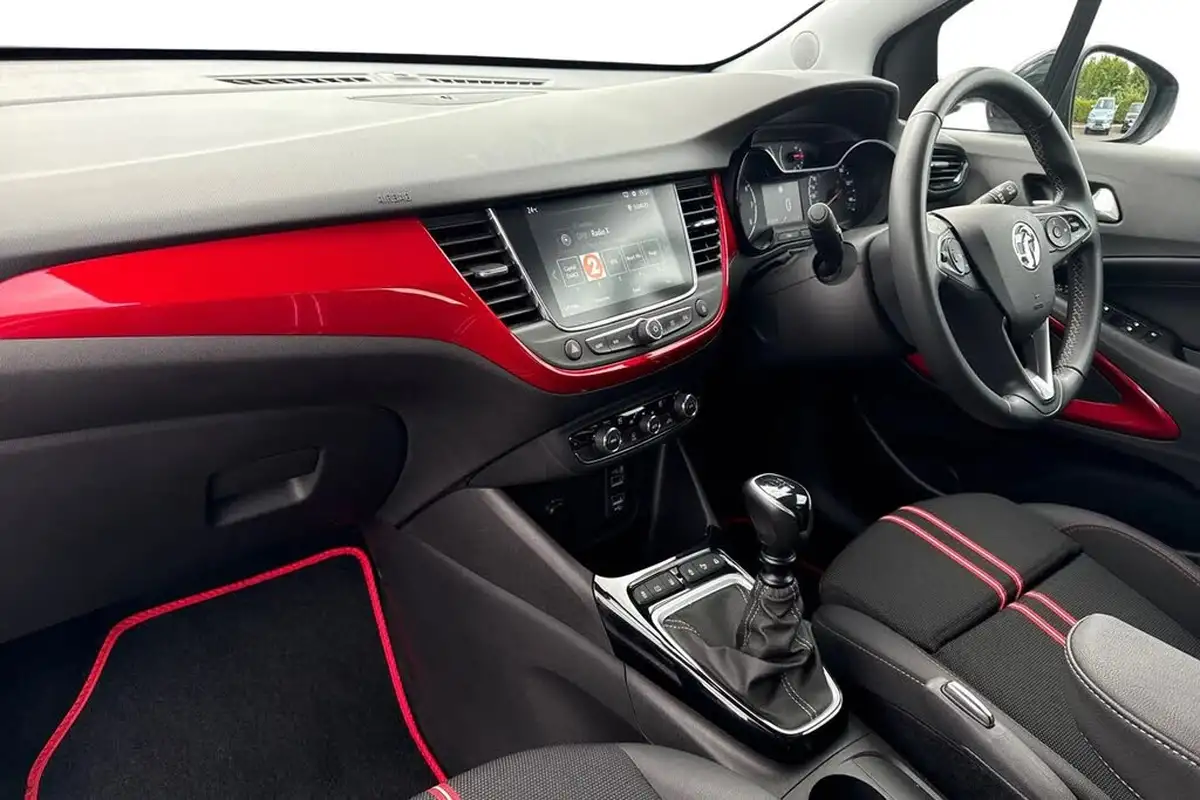 2022-vauxhall-crossland-12-gs-line-110ps-big-14