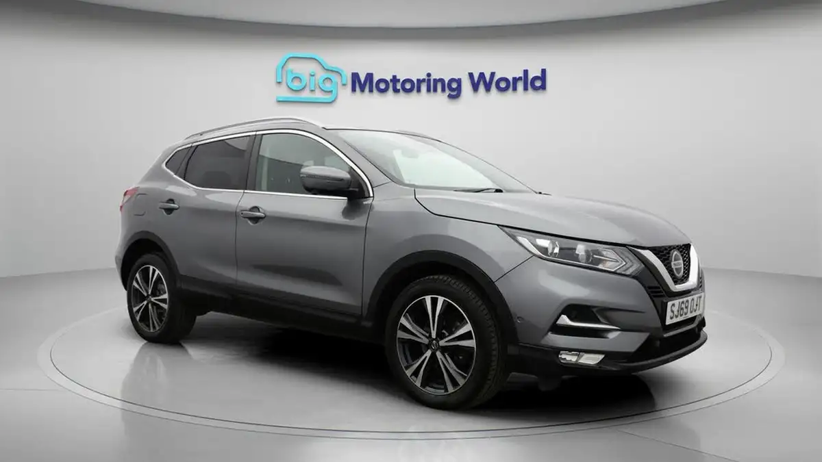 2019-nissan-qashqai-13-dig-t-n-connecta-140ps-big-1