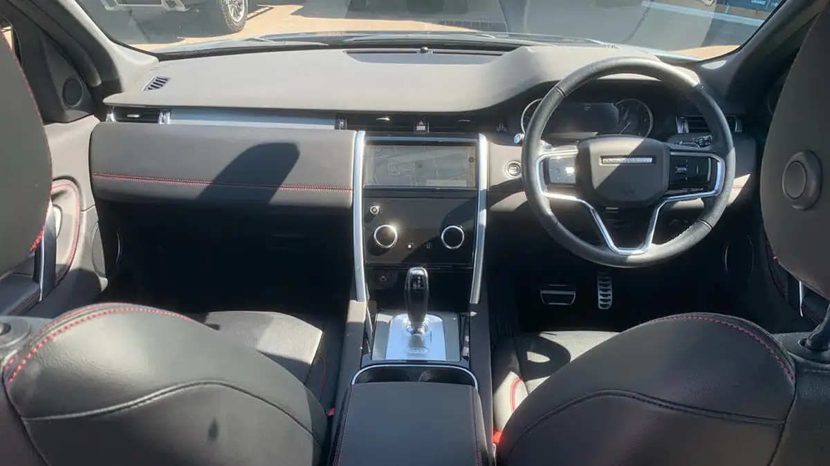 2022-land-rover-discovery-sport-20-d200-urban-edition-big-13