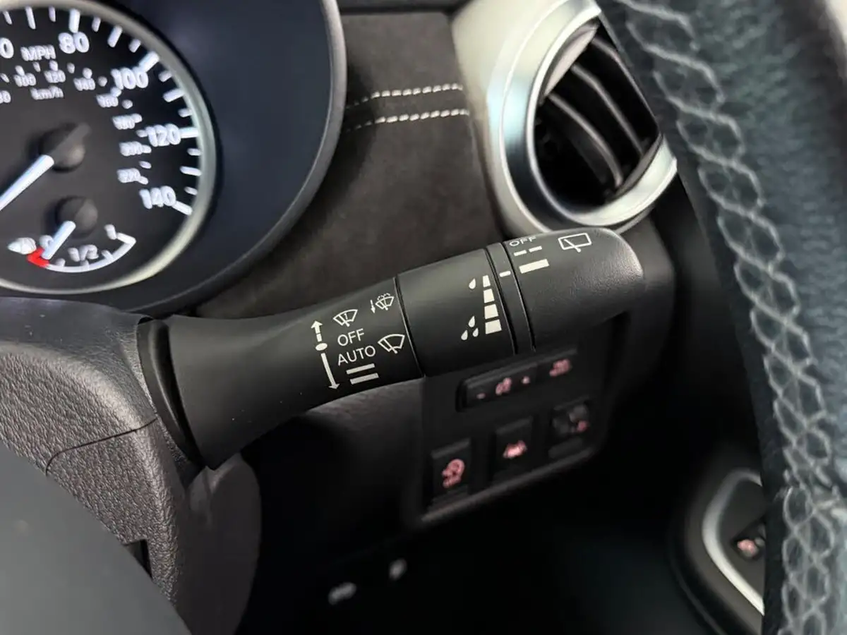 2021-nissan-micra-10-ig-t-n-sport-big-25