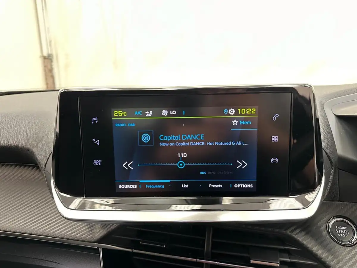 2021-peugeot-208-e-allure-premium-50kwh-big-12